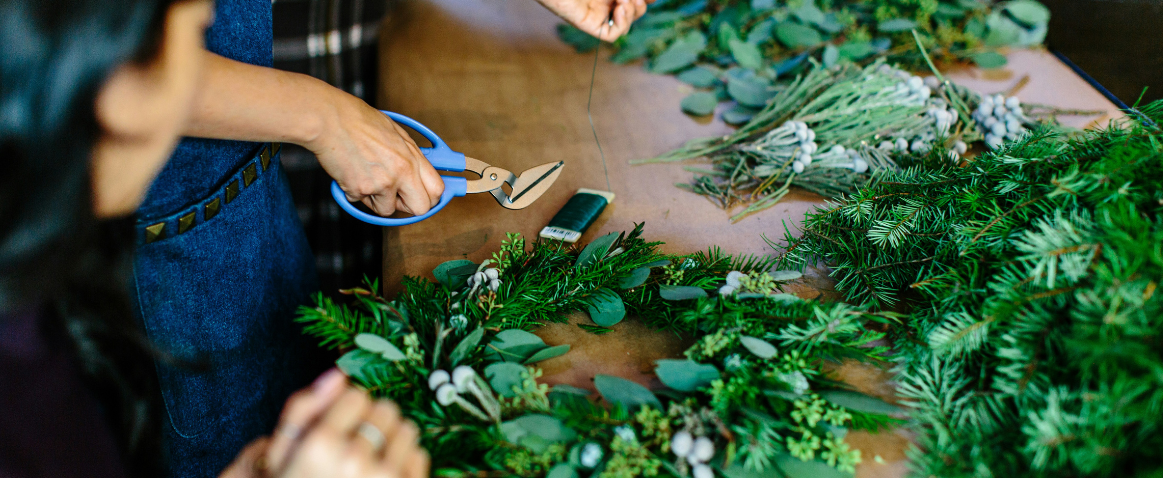Christmas Wreath Making Beruda